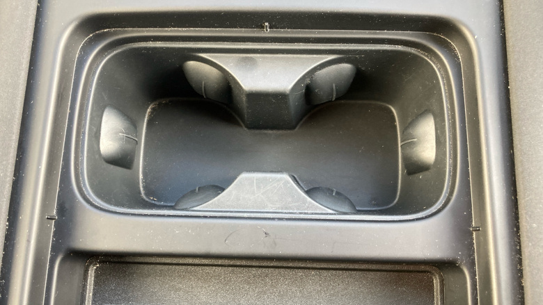 Land Rover Defender 3.0 D250 X-Dynamic SE 90 3dr Auto Diesel Estate